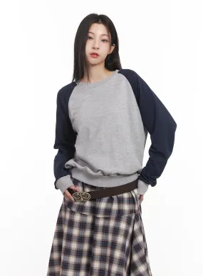 Cozy Contrast Sweatshirt CM518