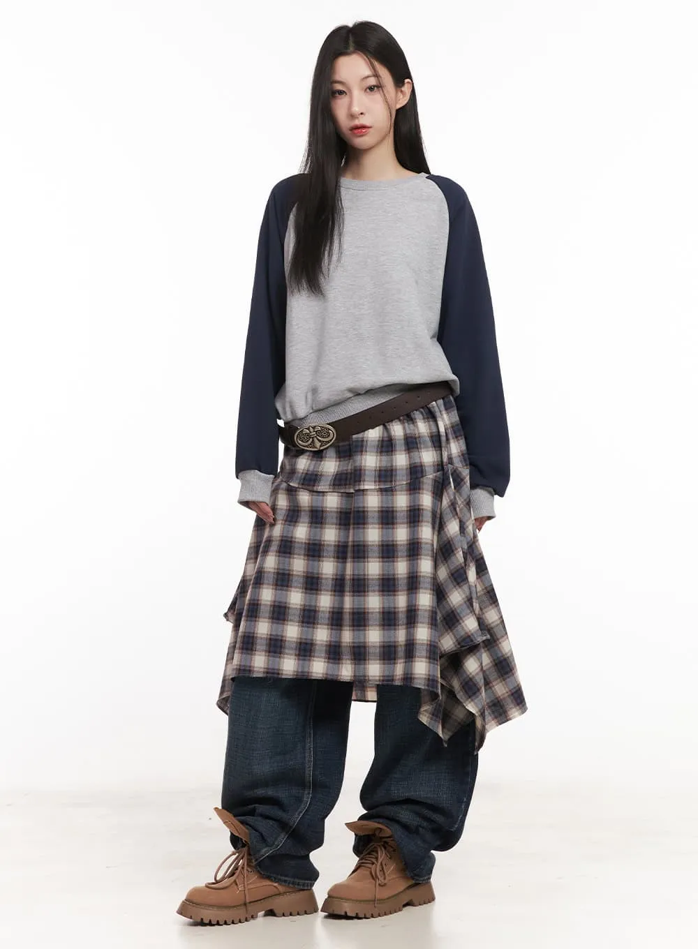 Cozy Contrast Sweatshirt CM518