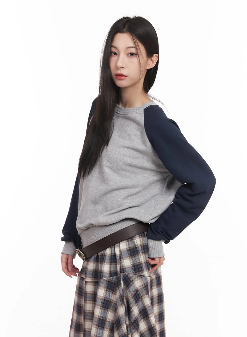 Cozy Contrast Sweatshirt CM518