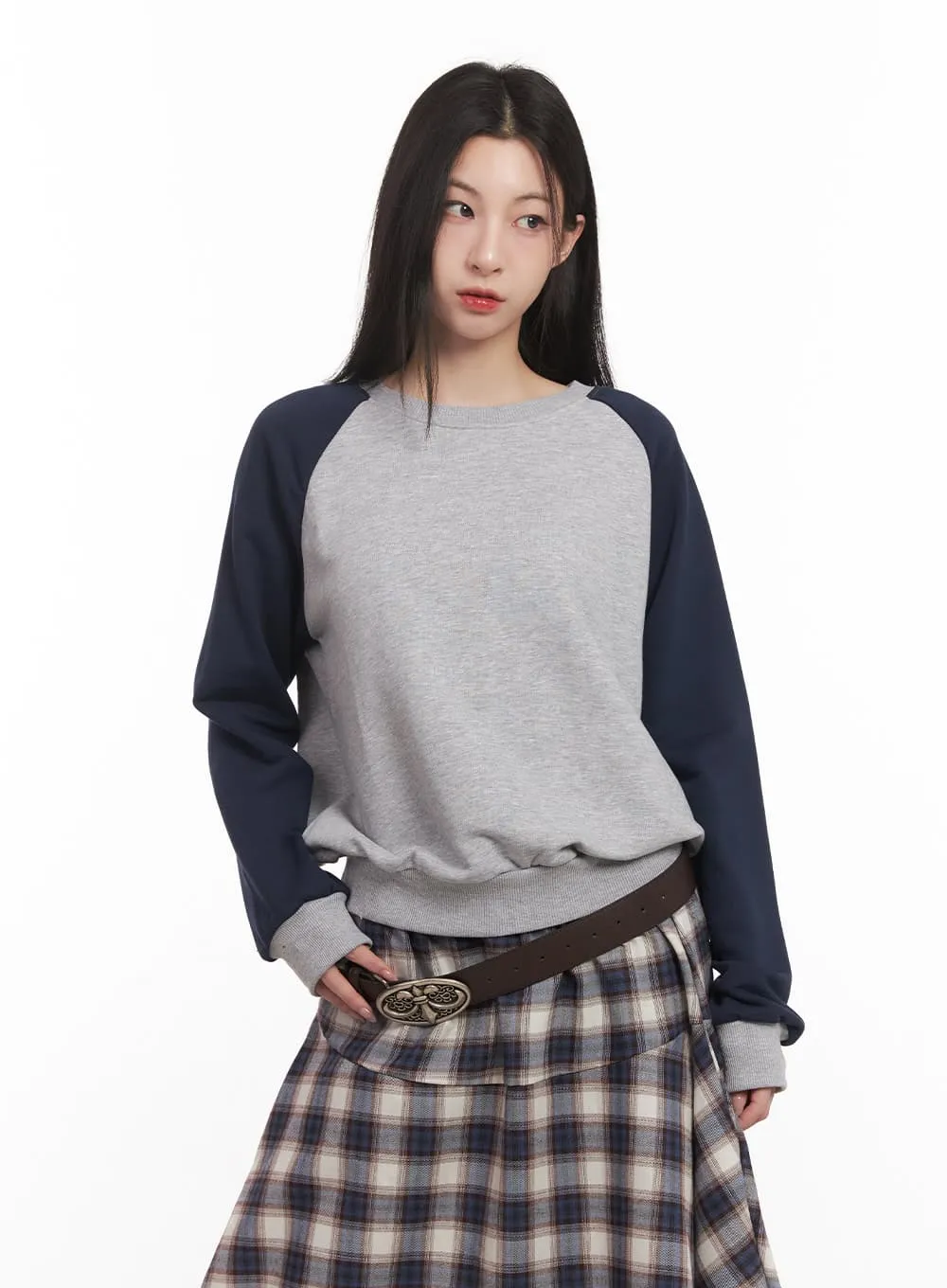 Cozy Contrast Sweatshirt CM518