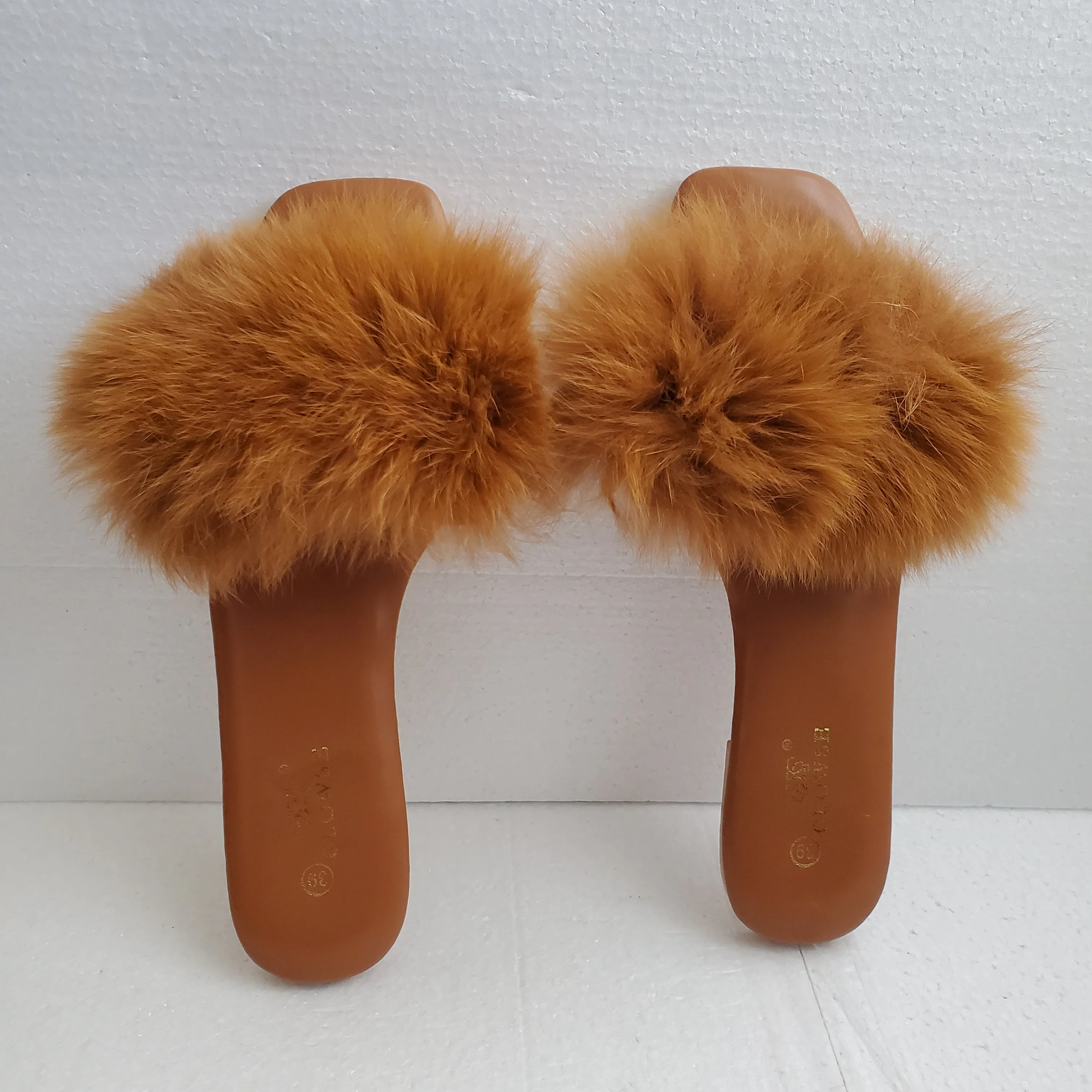 Ladies fure slippers